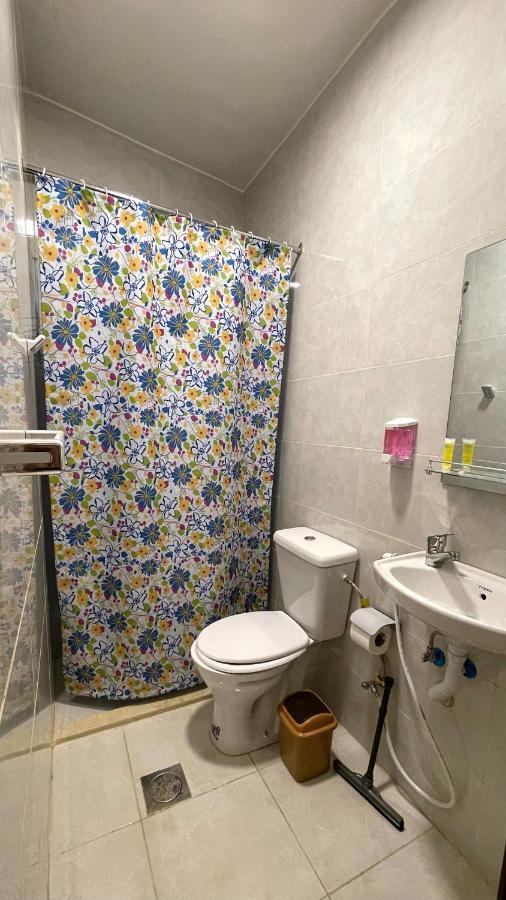 Ad Deir Guesthouse Wadi Musa Bagian luar foto