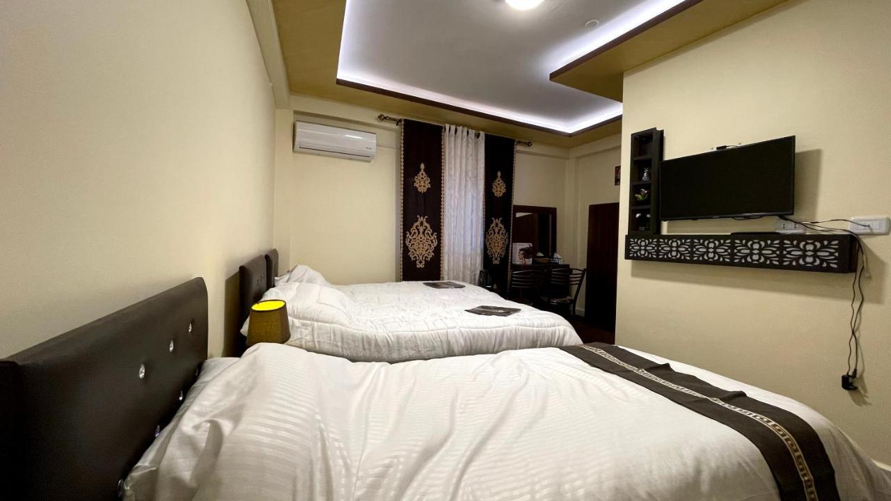 Ad Deir Guesthouse Wadi Musa Bagian luar foto