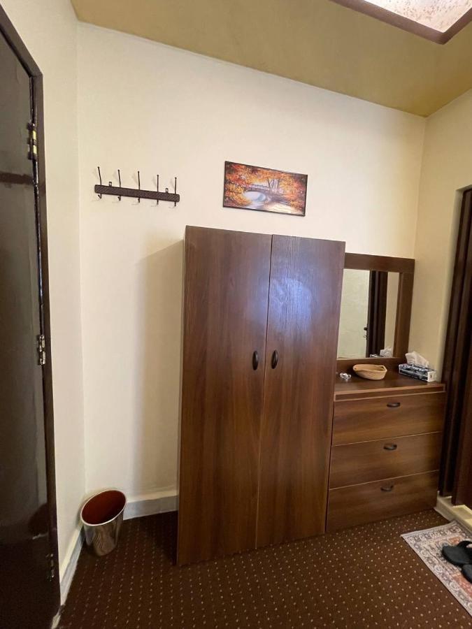 Ad Deir Guesthouse Wadi Musa Bagian luar foto